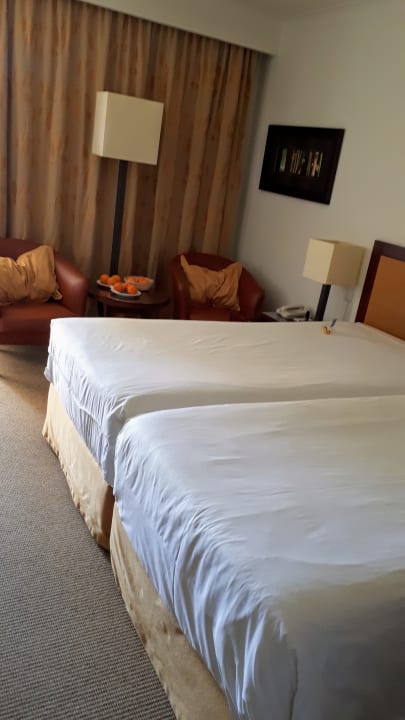 Zimmer PortoBay Falésia