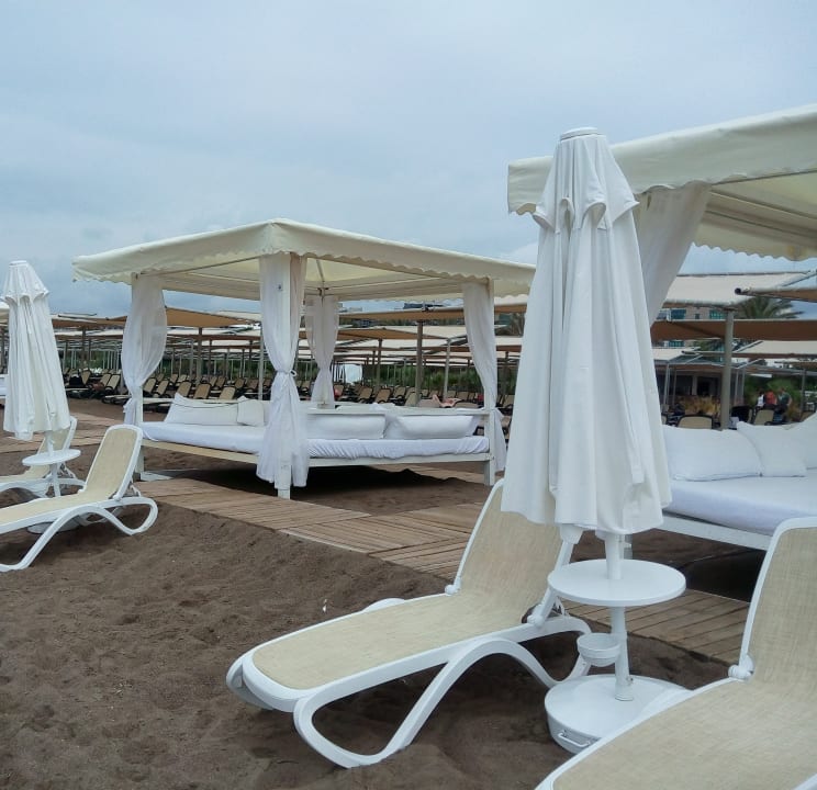 Strand Royal Wings Hotel