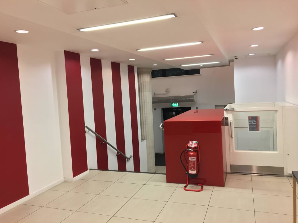 Flur Hotel Adagio Liverpool City Centre