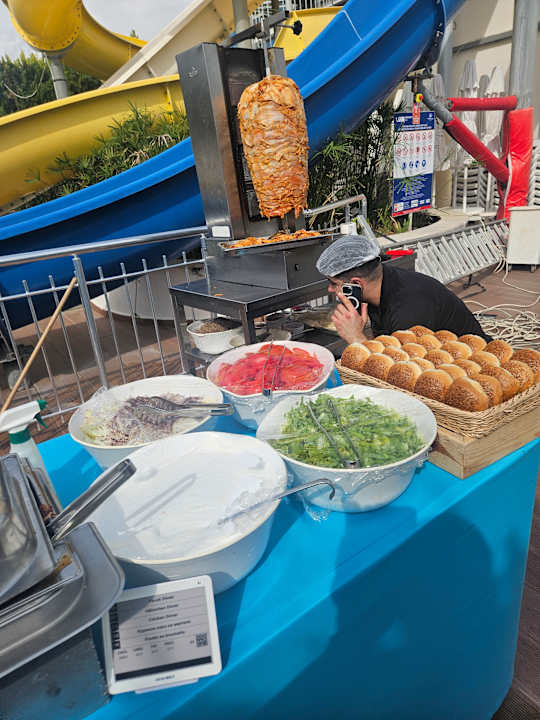 Gastro Seashell Resort