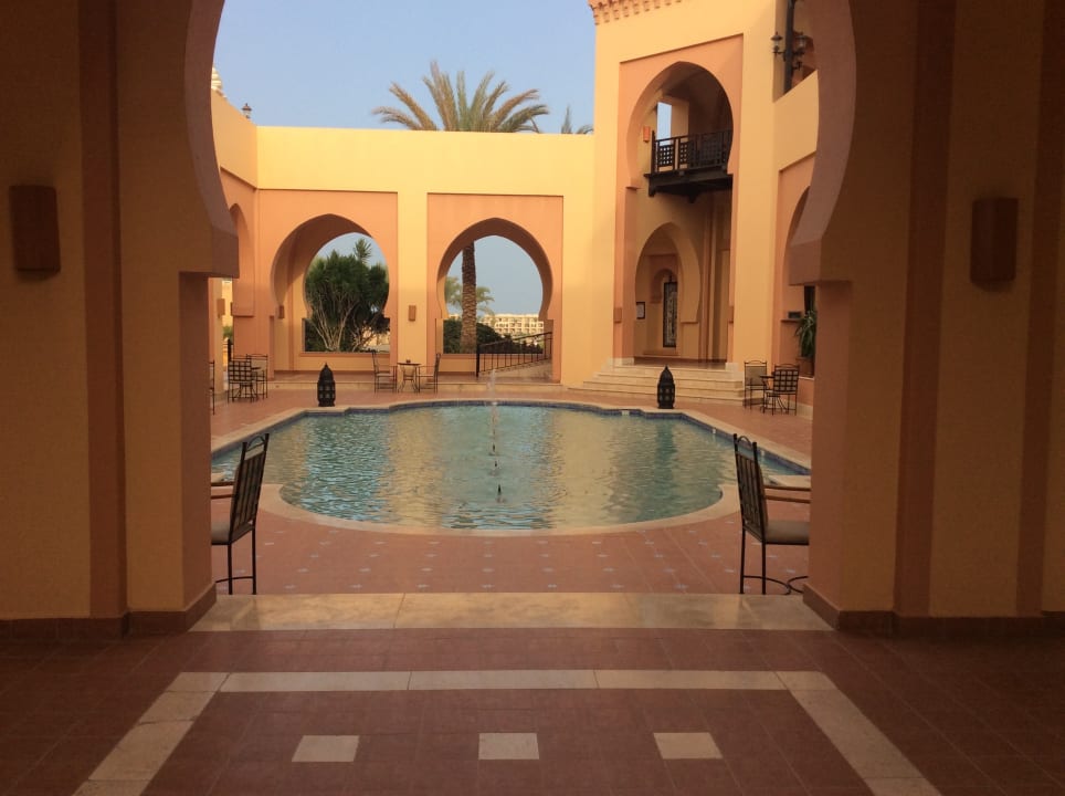 Innenhof Steigenberger Coraya Beach - Adults only