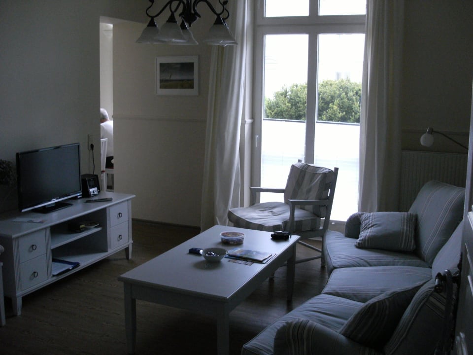 Wohnbereich mit Fenster Villa Amelia