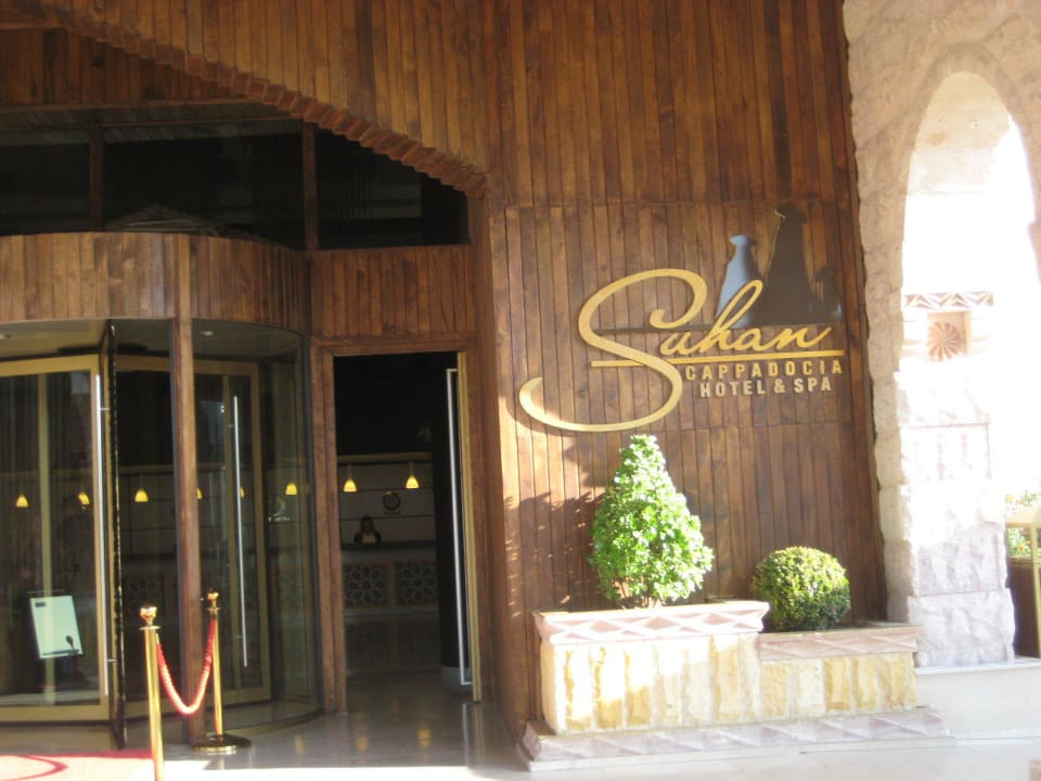 Hoteleingang Hotel Suhan Cappadocia