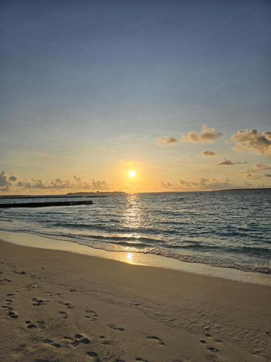 Strand Adaaran Select Meedhupparu Island Resort - Premium All Inclusive