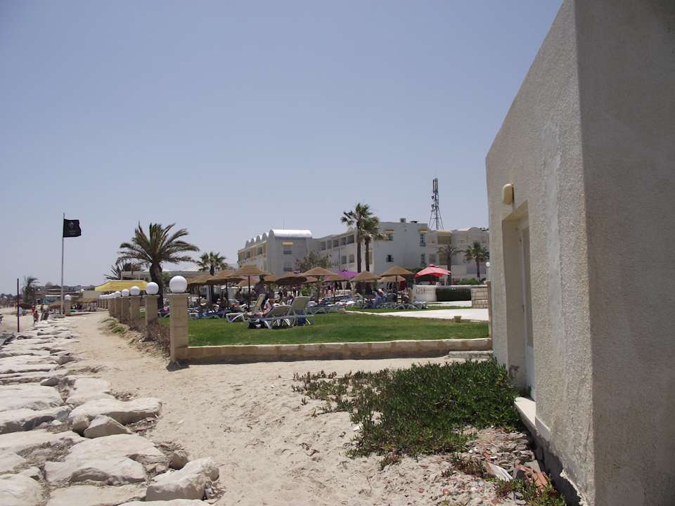 Kaimauer,Bungalow und Gartenanlage Alassio Hotel and Thalasso