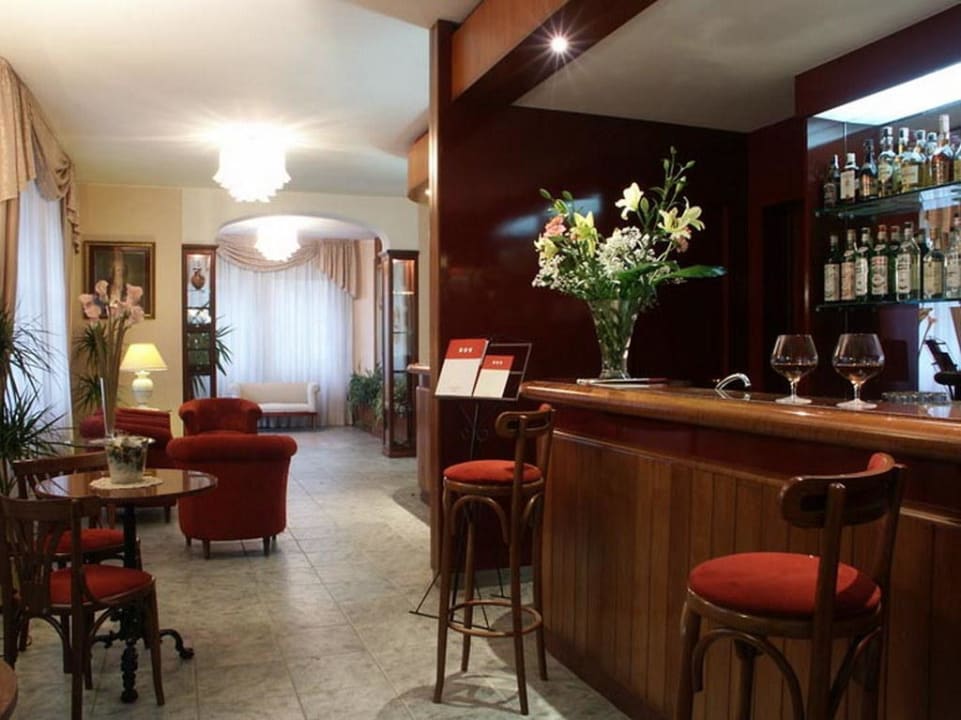 Bar & reception Unaway Hotel Montepulciano Est