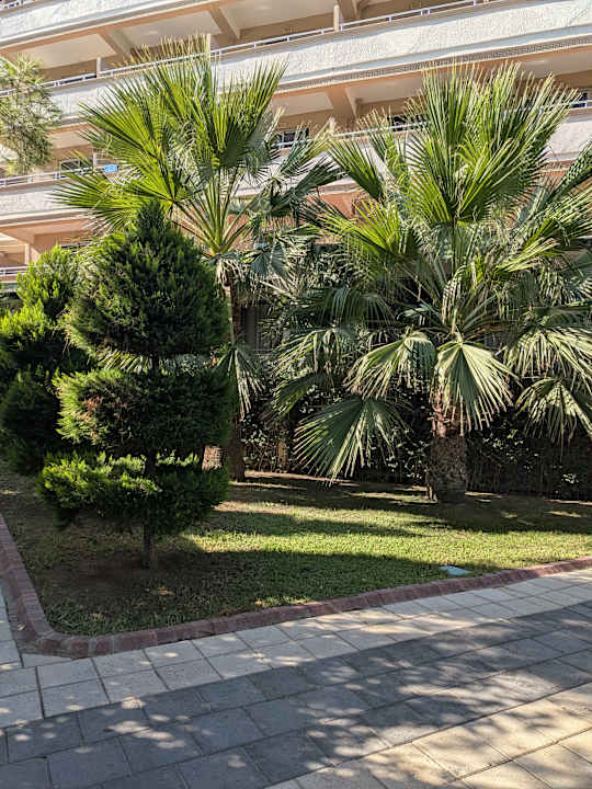 Gartenanlage Linda Resort Hotel