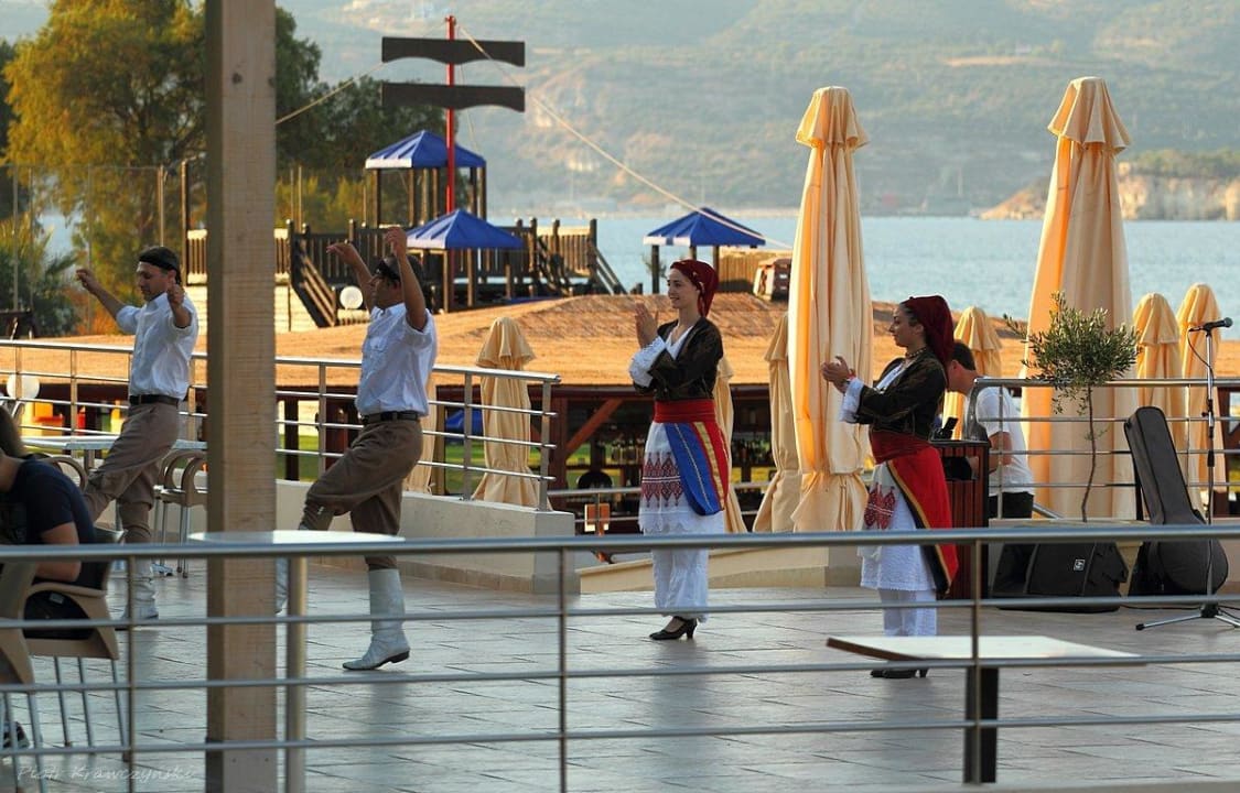 Wieczór kreteński Kiani Beach Resort Family All Inclusive