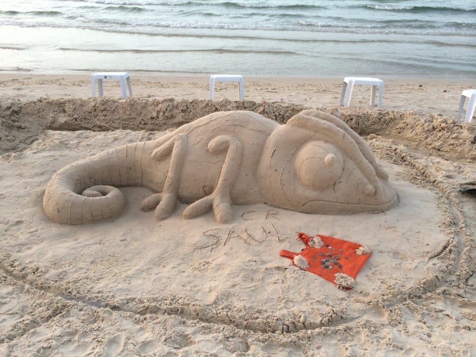Sandbilder am Strand Calimera One Resort Jockey