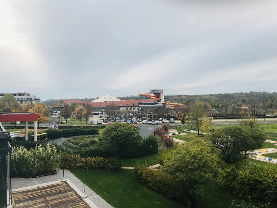 Ausblick All In Red Thermenhotel