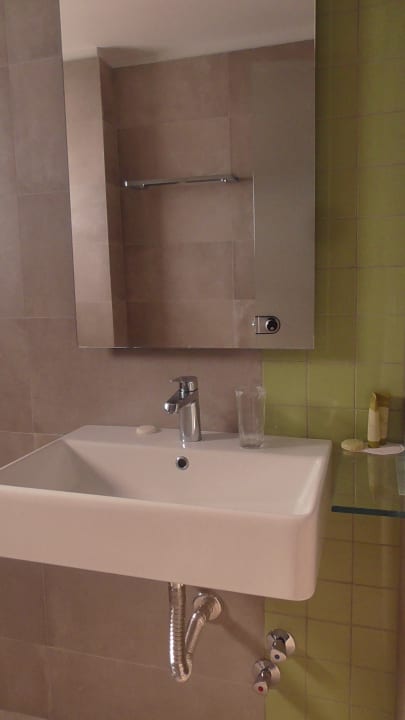 Zimmer Akrathos Beach Hotel