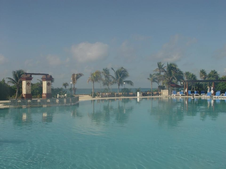 Pool Bel Air Collection Resort & Spa Riviera Maya