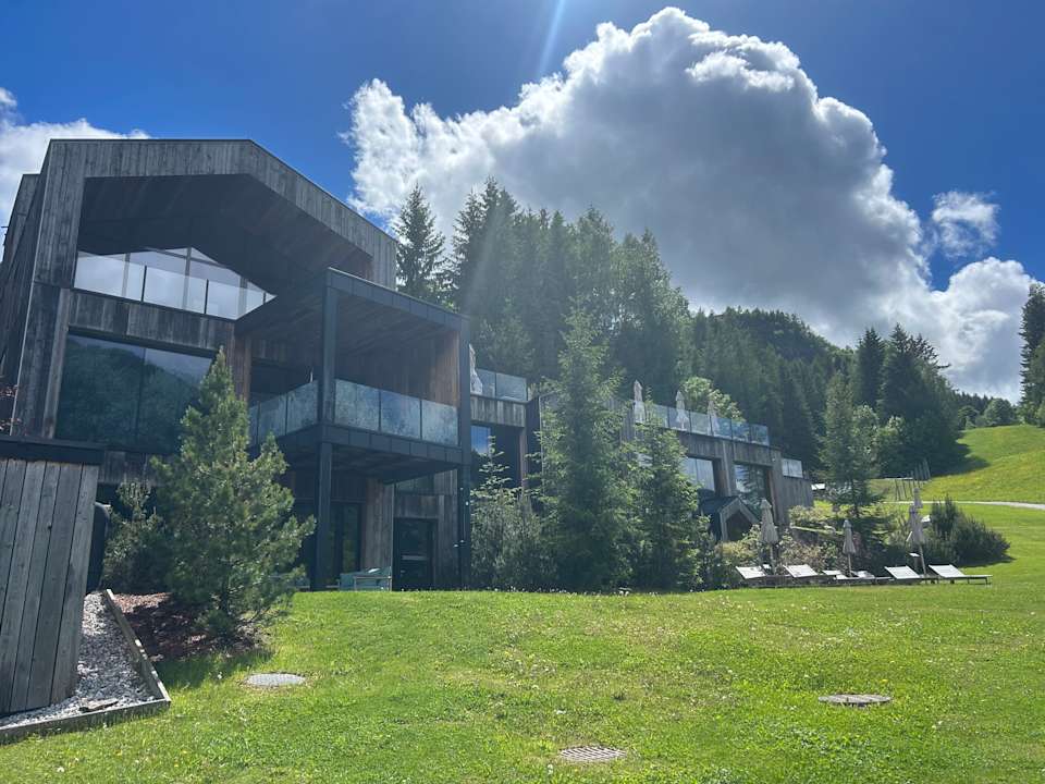 Außenansicht Naturhotel Forsthofgut