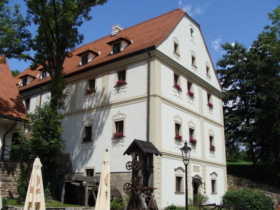 Budova hotelové recepce Hotel Šiškův Mlýn