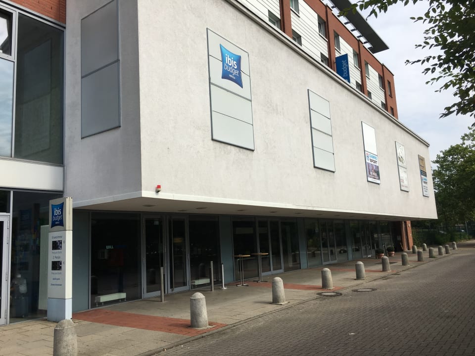 Außenansicht ibis budget Hotel Hamburg City Ost