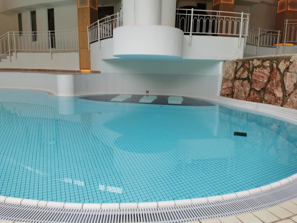 Pool Posthotel Achenkirch