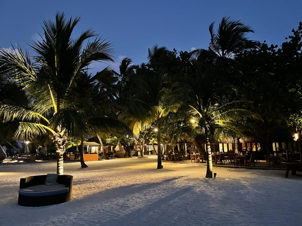 Strand Angsana Velavaru