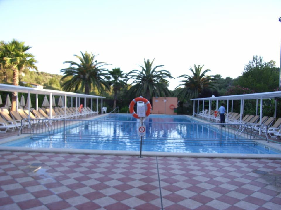 Der grosse Pool Flipflop Cala Romantica