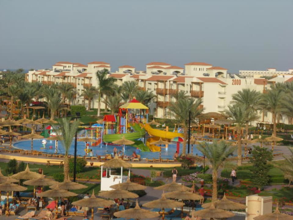 Außenansicht vom Hoteldach Block 2000 Pickalbatros Dana Beach Resort - Hurghada