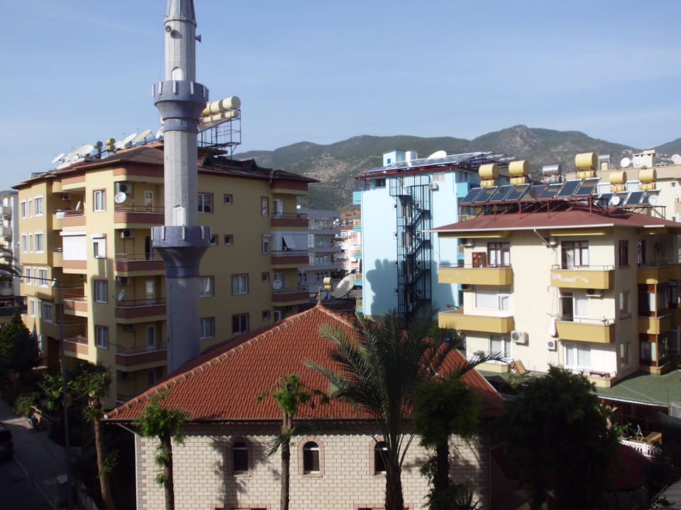 Blick vom Zimmer zum Hinterland Hotel Aslan City Kleopatra