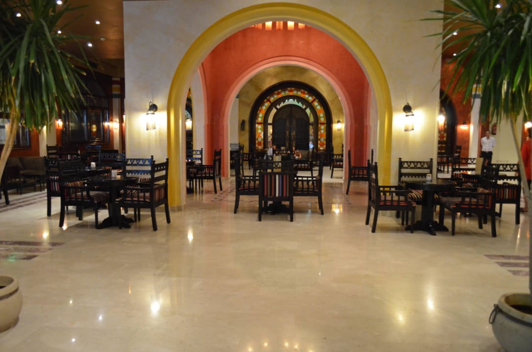 Лобби бар SUNRISE Royal Makadi Resort