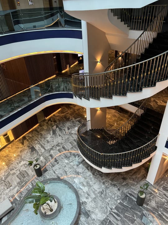 Lobby Rubi Platinum Sign