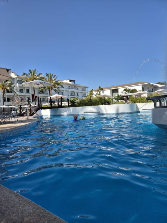 Pool Prinsotel La Dorada