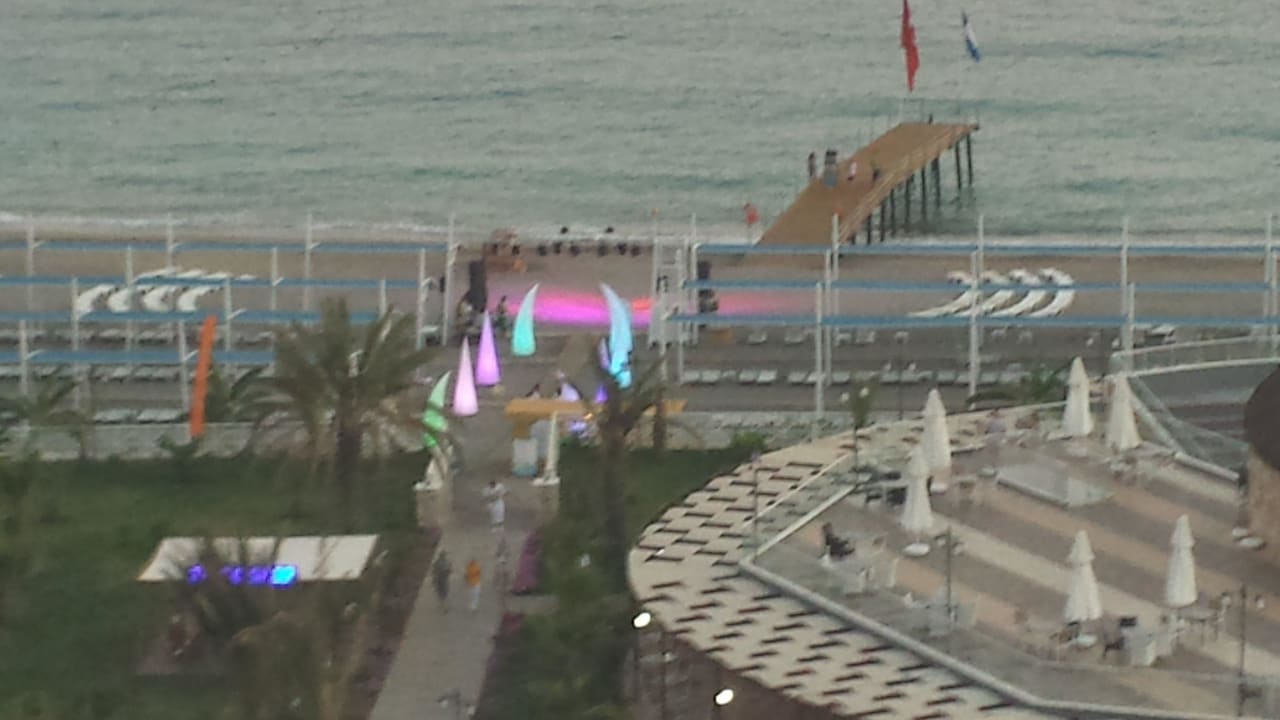 Beachparty Seaden Sea Planet Resort & Spa