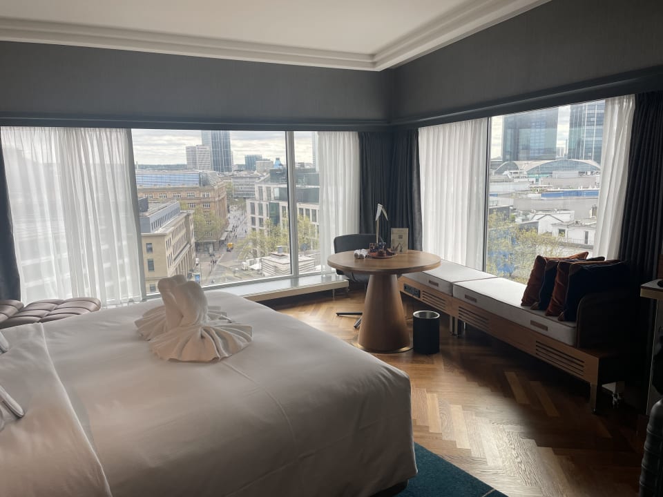 Zimmer Hilton Frankfurt City Centre