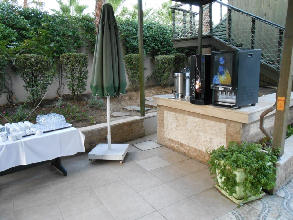 Außenbereich Hauptrestaurant Can Garden Resort