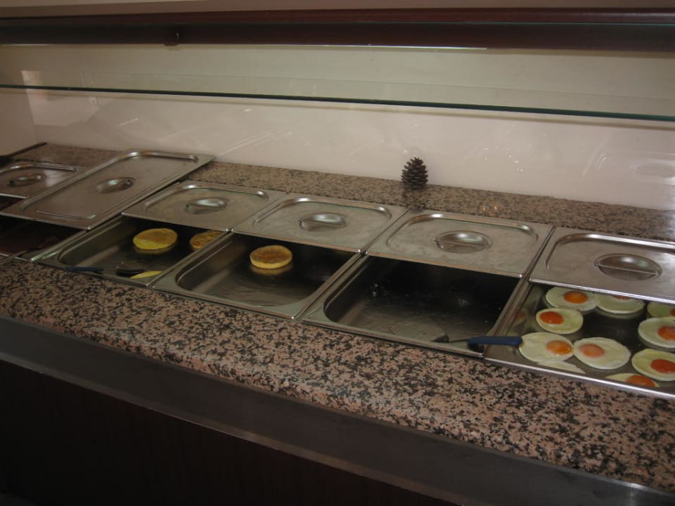 Frühstück warm Michelangelo Resort