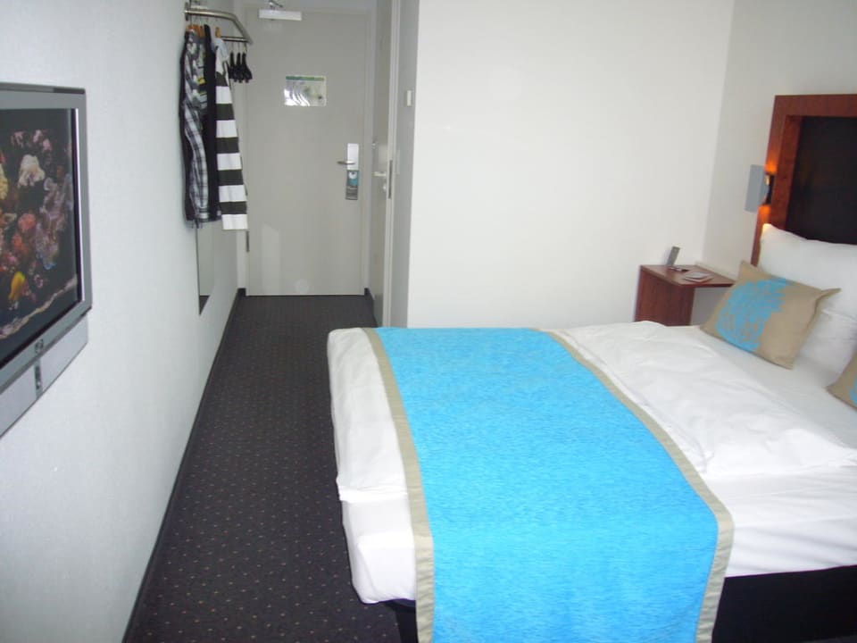 Zimmer Motel One Wiesbaden