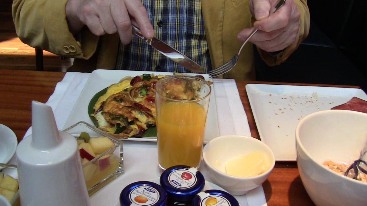 Frühstück The Hotel Lucerne, Autograph Collection