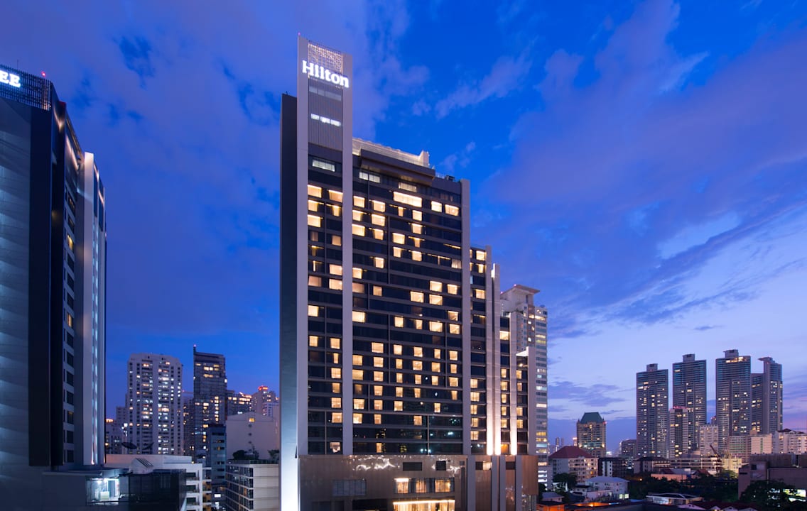 Außenansicht Hilton Sukhumvit Bangkok
