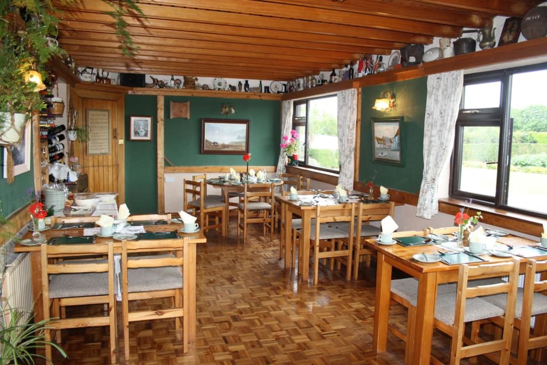 Gastro Corrib Wave Guesthouse