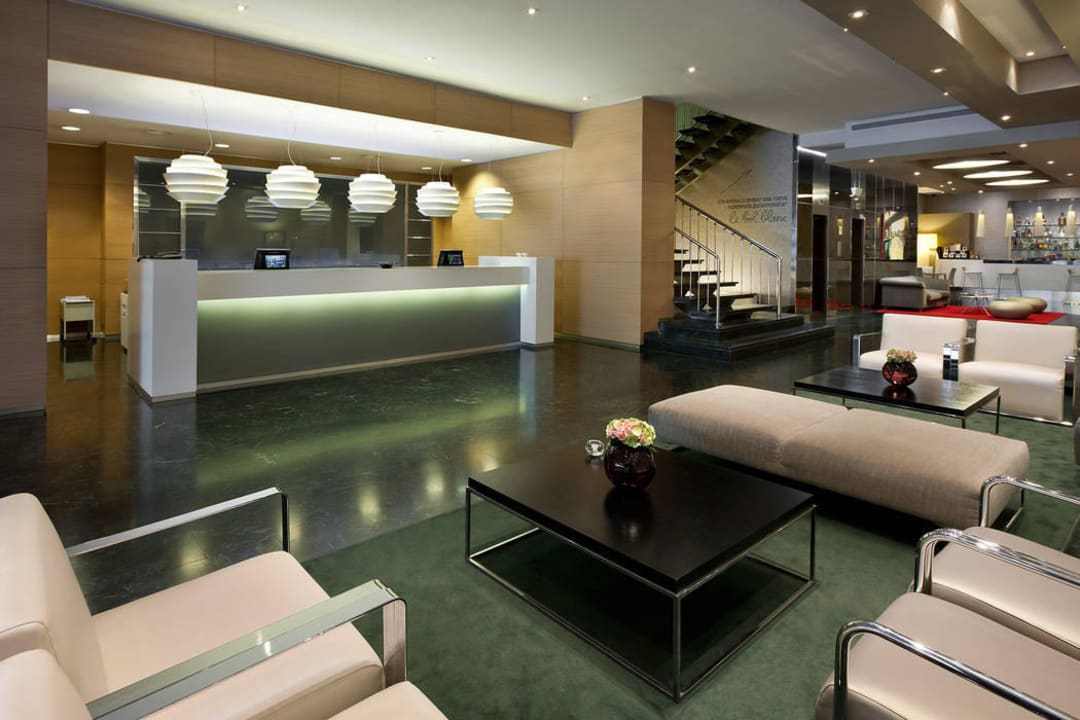 Lobby NH Collection Villa de Bilbao