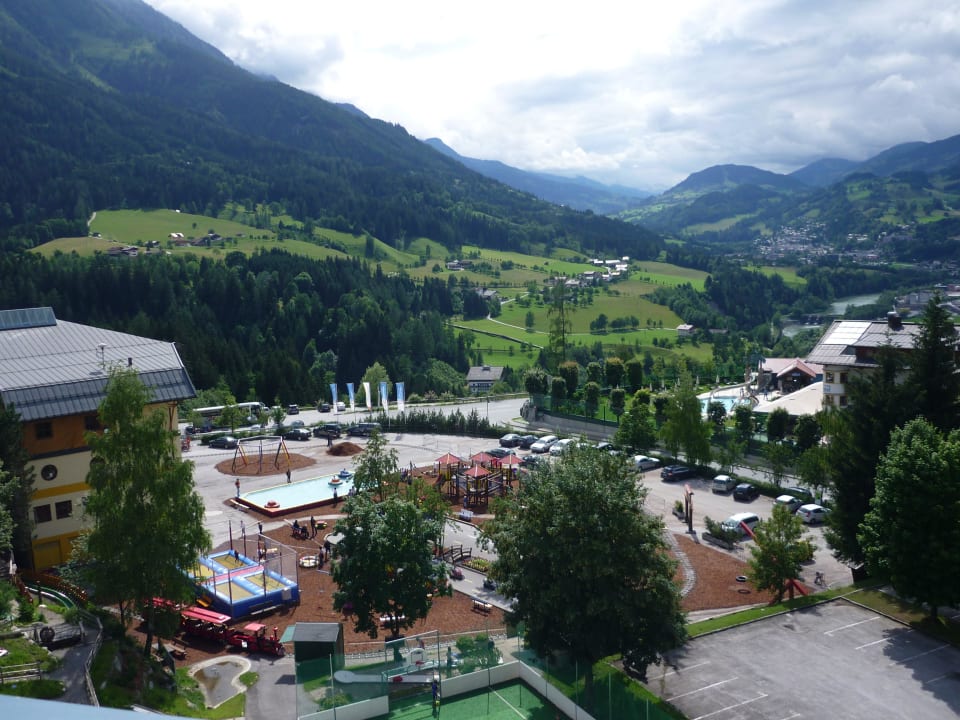 Kinderspielplatz Talstation Gondelbahn Alpina Alpendorf