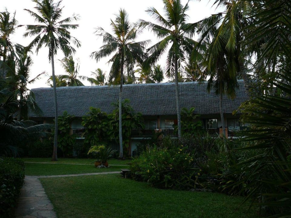 garden Bahari Beach Hotel