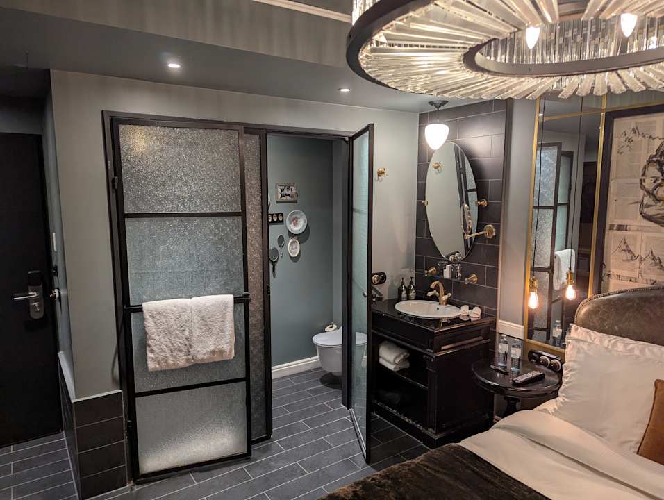 Zimmer Sir Savigny Hotel, part of Sircle Collection