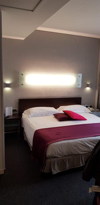 Zimmer Hotel Mercure Palermo Centro