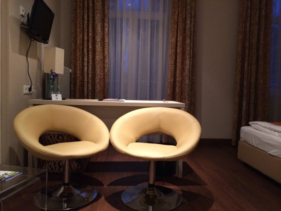 Schreibtisch Sure Hotel by Best Western Bad Dürrheim