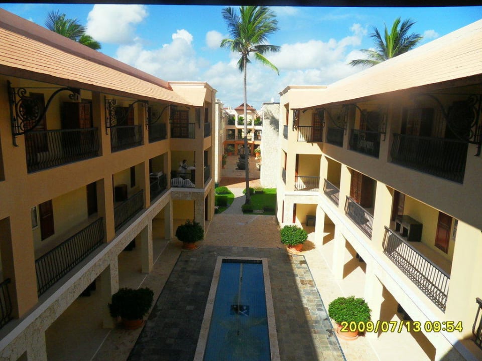 Innenhof von oben Ocean Blue & Sand