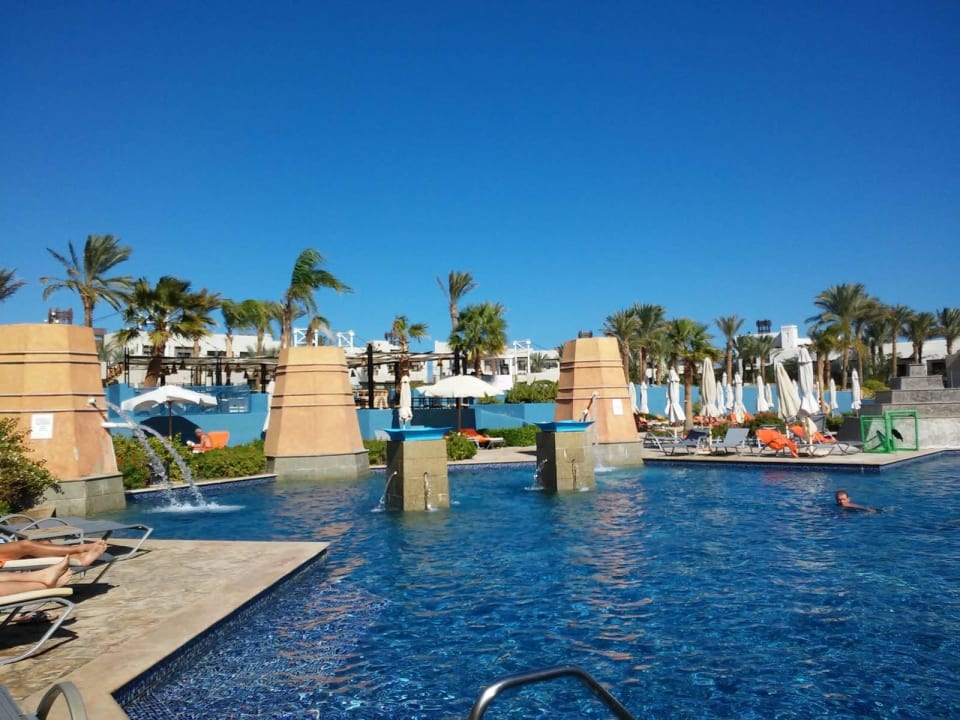 Pool beheitzt Pickalbatros Sands Hotel - Port Ghalib