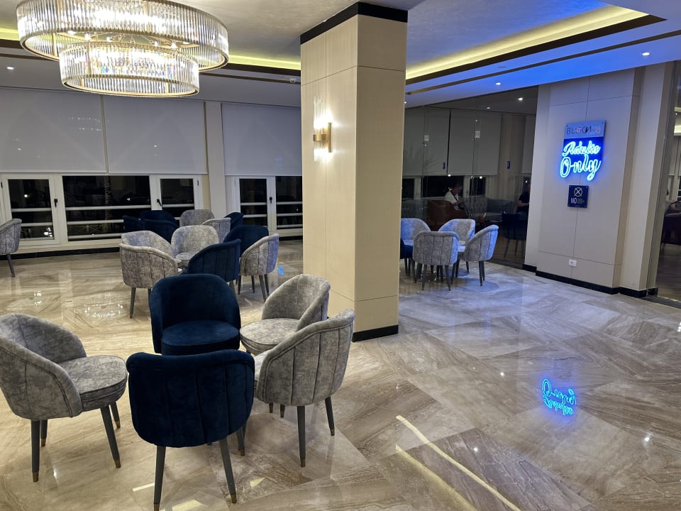 Lobby Golden Beach Resort