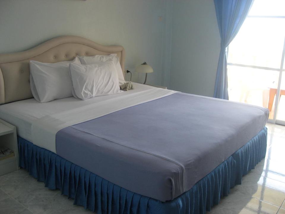 Doppelbett im Sunbeach Guesthouse Sun Beach Guesthouse
