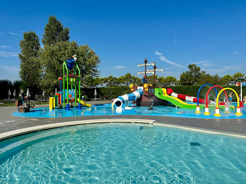 Pool Villaggio San Francesco Mobile Homes by Happy Camp