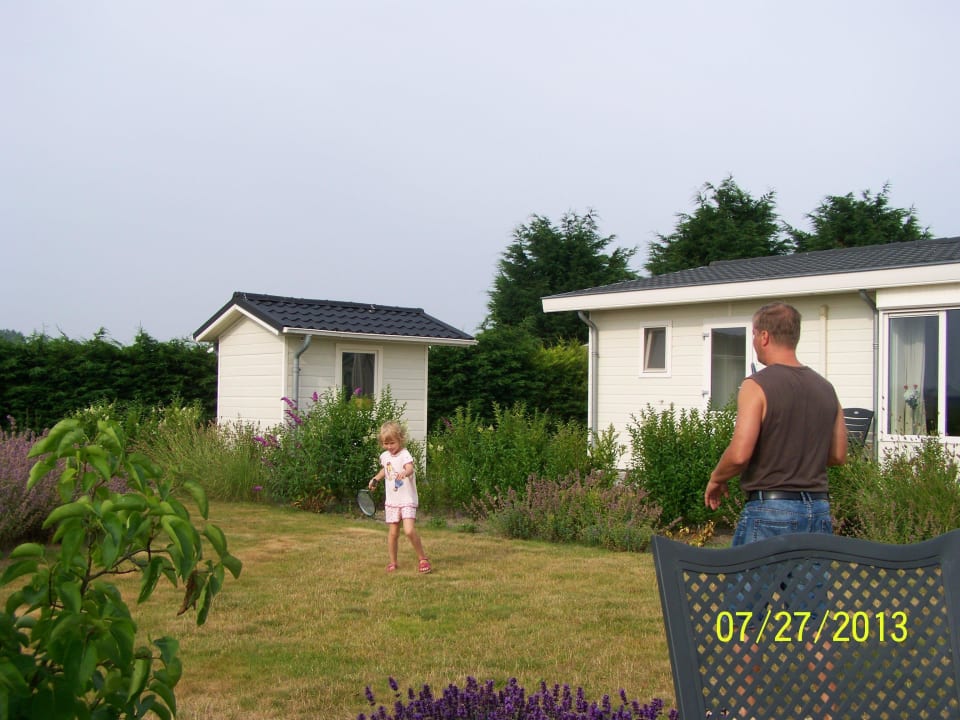 Kurz vor dem Frühstück Federball EuroParcs Parc du Soleil