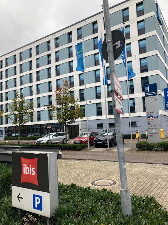 Außenansicht ibis budget Köln Messe