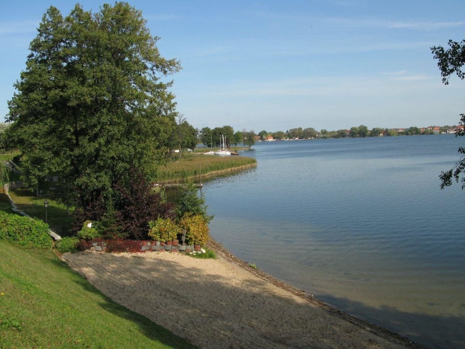 Przyhotelowa mała plaża Hotel Robert's Port