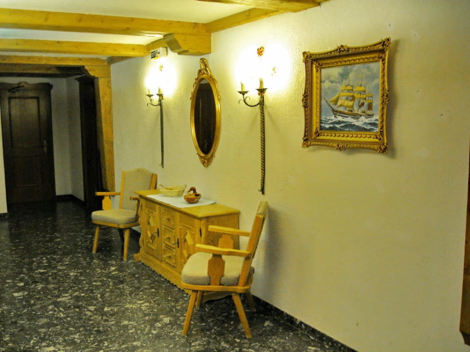 Eingang zur Poolanlage Hotel Hubertushof - Ihr Hotel mit Herz